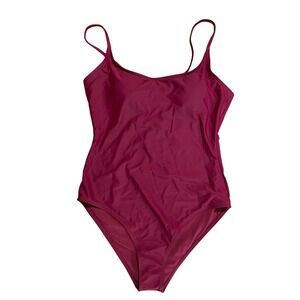 NEW Chic One Piece Swimsuit Shelf Bra Adj Straps Burgundy Maroon L‎ Simple Basic